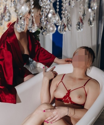 🌹
Мои услуги подарят тебе незабываемые моменты удовольствия, и мои возможности не знают границ. 💫
Высокий уровень сервиса, конфиденциальность и безопасность - это то, что я гарантирую каждому моему клиенту. 🤝
Я живу в Москве, в самом сердце столицы, где мы можем встретиться и провести незабываемое время вместе. 🏙️
Погрузись в мир наслаждения со мной и убедись в том, что я именно та, о ком ты всегда мечтал. 😉
Отзывы о моих услугах полны восторженных слов и довольных клиентов. 🔥
Фотографии, которые ты видишь, абсолютно реальны и подтверждают мою безупречную внешность. 💯
Оставь все свои сомнения и страхи позади, встреть счастье в Москве вместе со мной. ✨ Татьяна